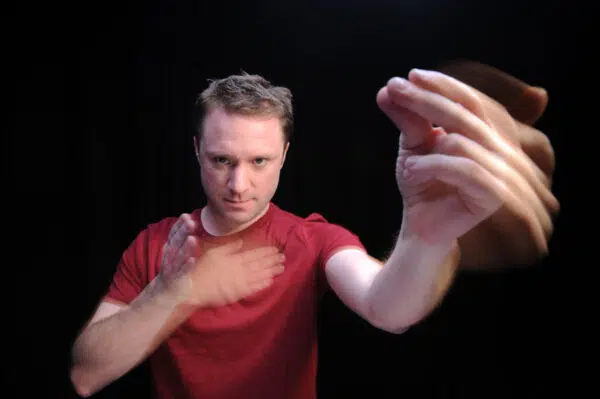 Colin Currie 9215 ® Linda Nylind 600x399
