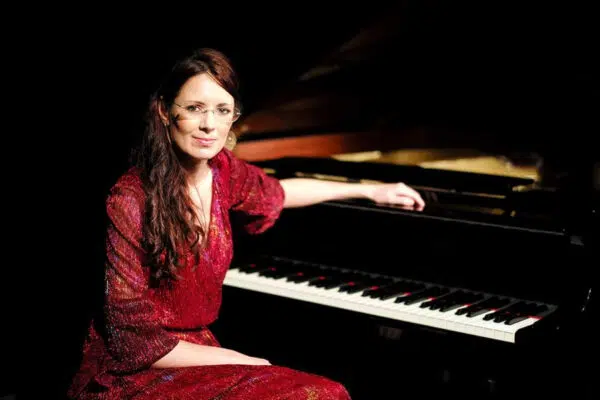 myriam 1 600x400